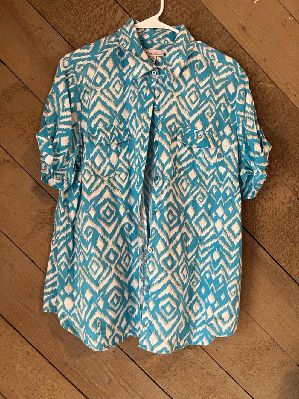 Kim Rogers Turquoise and White Geometric Button-Down Shirt